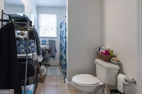 Bath - 6 Oleander Ave, Savannah, GA 31404 photo 3 of 3