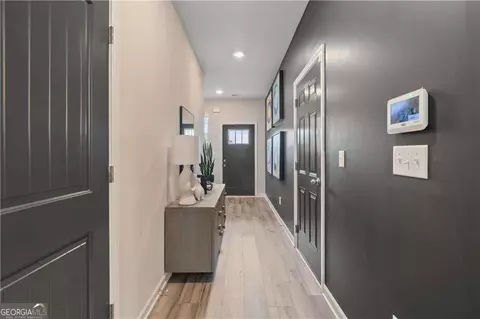 Entry Way - 320 Navigator Ln, Mcdonough, GA 30253 photo 3 of 6