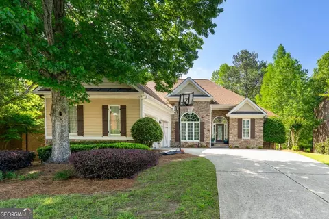 931 Windsor Creek Dr, Grayson, GA 30017