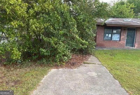 307 E Hobson St, Sylvester, GA 31791 photo 2