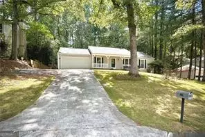 520 Cranberry Pl, Roswell, GA 30076