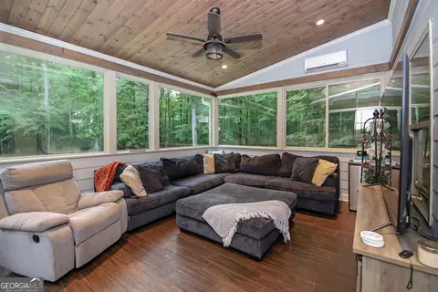 121 Hidden Springs Dr, Lagrange, GA 30240 photo 13