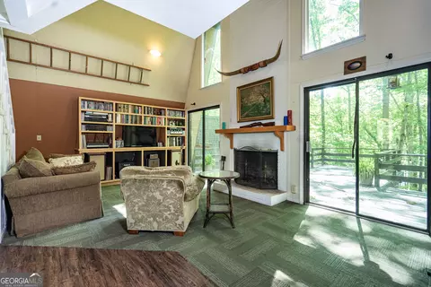 Living - 962 Old School Rd, Lagrange, GA 30240 photo 2 of 3