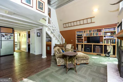 Living - 962 Old School Rd, Lagrange, GA 30240 photo 1 of 3