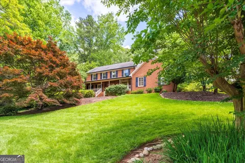 4930 Forestglade Ct, Smoke Rise, GA 30087