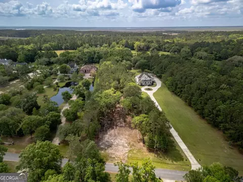 23 Shore Rd, Savannah, GA 31419
