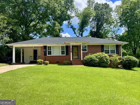 1528 Spring Valley Cir, Griffin, GA 30223