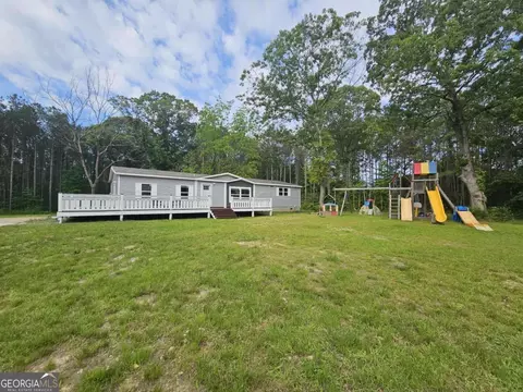 390 Victory Rd, Franklin, GA 30217