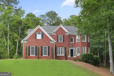 240 Longmead Dr, Fayetteville, GA 30215