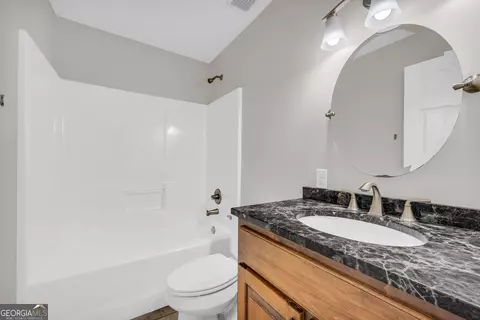 Bath - 442 Cedar Ln, Toccoa, GA 30577 photo 5 of 5