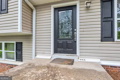 Exterior - 442 Cedar Ln, Toccoa, GA 30577 photo 5 of 5