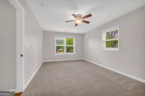 Bedroom - 442 Cedar Ln, Toccoa, GA 30577 photo 3 of 10