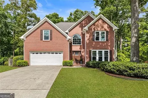 963 Hawk Creek Trl, Lawrenceville, GA 30043
