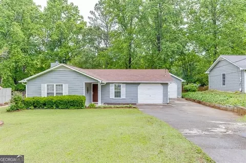 376 Paula Ct, Lawrenceville, GA 30046