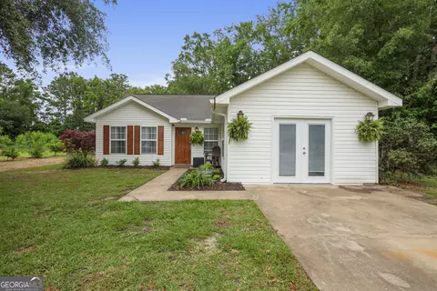 142 Dawn Cir, Brunswick, GA 31523