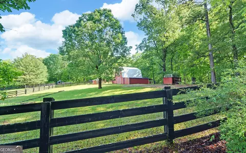 Exterior - 3152 Prather Bridge Rd, Toccoa, GA 30577 photo 8 of 15
