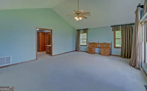 Bedroom - 3152 Prather Bridge Rd, Toccoa, GA 30577 photo 2 of 6