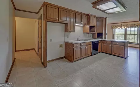 Kitchen - 3152 Prather Bridge Rd, Toccoa, GA 30577 photo 2 of 3