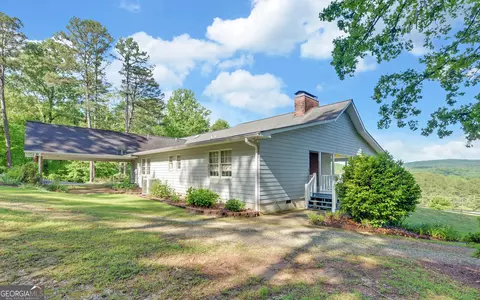 Exterior - 3152 Prather Bridge Rd, Toccoa, GA 30577 photo 13 of 15