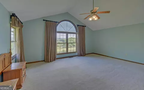 Bedroom - 3152 Prather Bridge Rd, Toccoa, GA 30577 photo 3 of 6