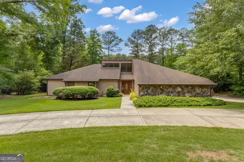 105 Gleneagles Pt, Peachtree City, GA 30269