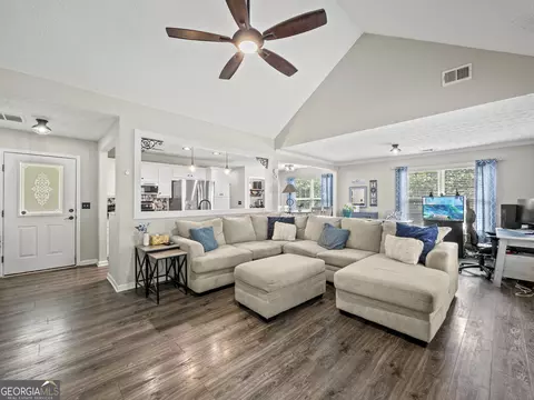 6255 Buttonwood Ct, Flowery Branch, GA 30542