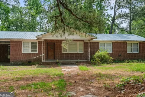 1279 Te Buchanan Rd, Louisville, GA 30434
