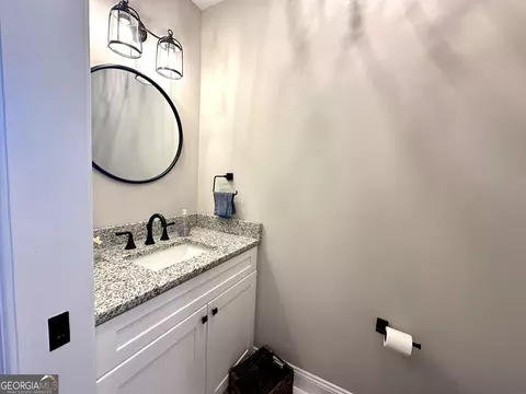 621 E 3rd St # 9, Rome, GA 30161 photo 4