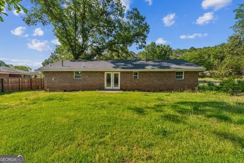 329 Dale Dr, Griffin, GA 30223