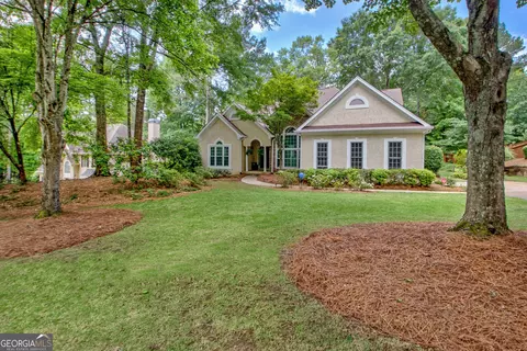 229 Terrane Rdg, Peachtree City, GA 30269