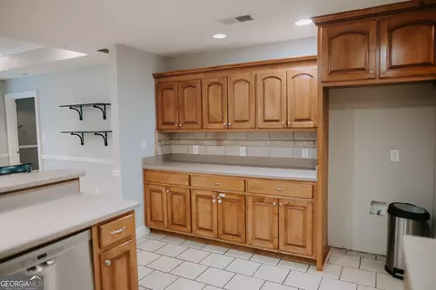 Other - 405 Candler Rd, Williamson, GA 30292 photo 6 of 16