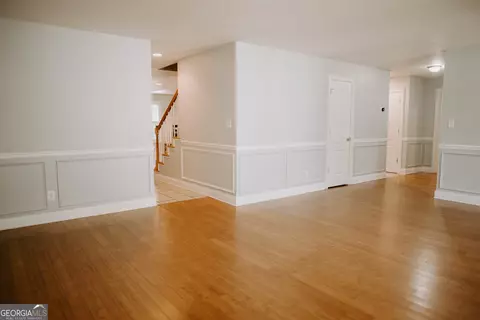Living - 405 Candler Rd, Williamson, GA 30292 photo 1 of 3