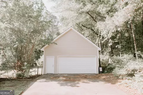 Other - 405 Candler Rd, Williamson, GA 30292 photo 11 of 16