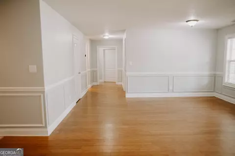 Entry Way - 405 Candler Rd, Williamson, GA 30292 photo 1 of 5