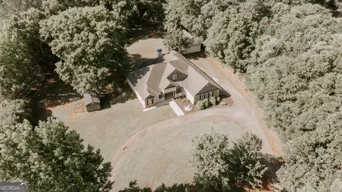 Other - 405 Candler Rd, Williamson, GA 30292 photo 2 of 16