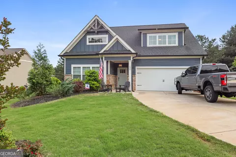 124 Timber Ridge Dr, Toccoa, GA 30577