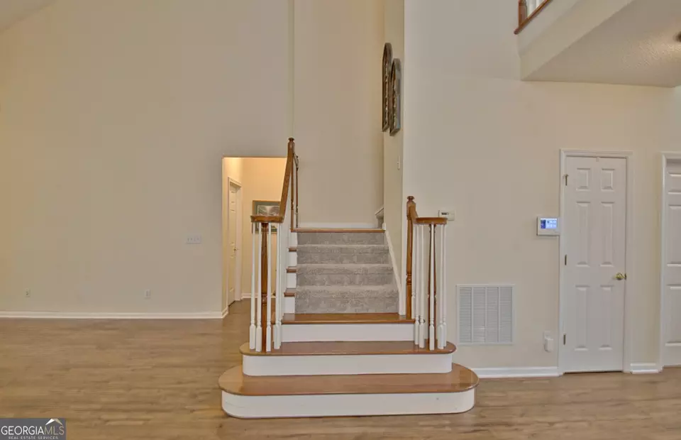 Entry Way - 44 Arbor Way, Newnan, GA 30265 photo 10 of 15