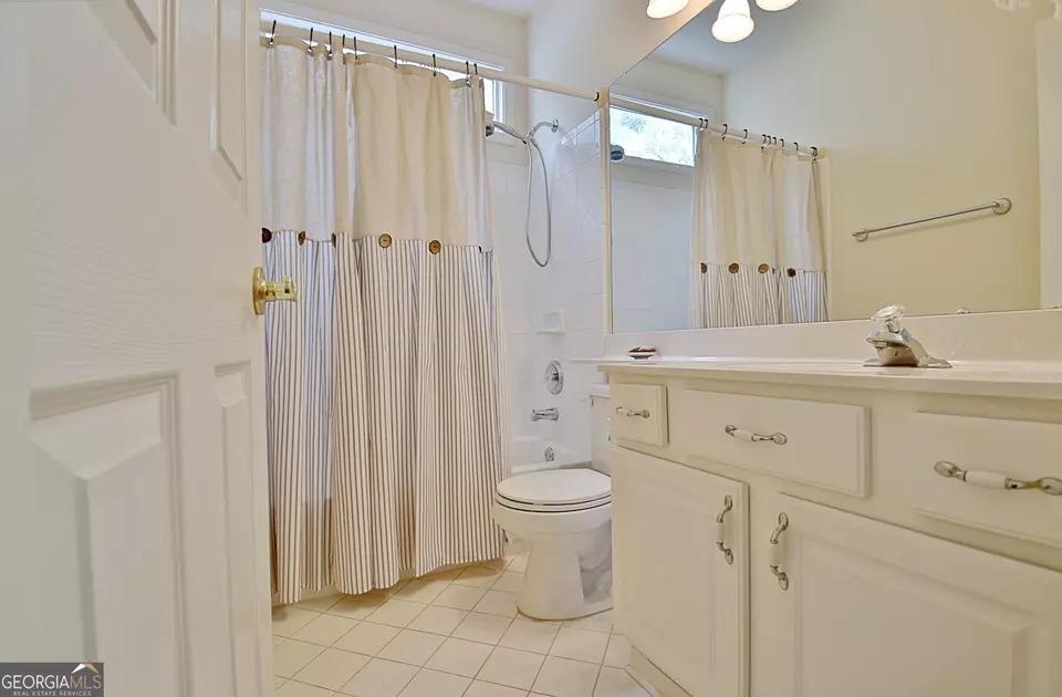 Bath - 44 Arbor Way, Newnan, GA 30265 photo 1 of 4