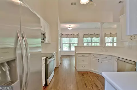Kitchen - 44 Arbor Way, Newnan, GA 30265 photo 1 of 6