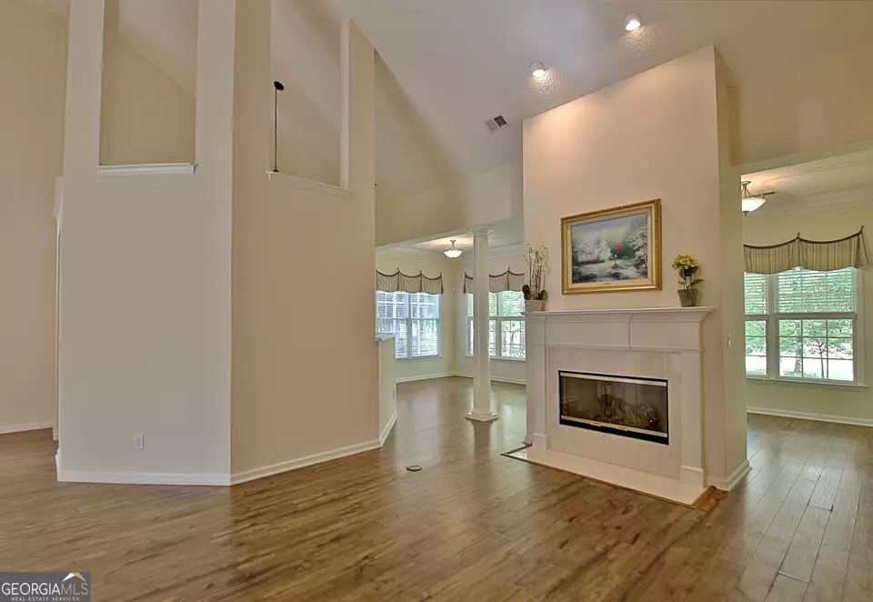 Living - 44 Arbor Way, Newnan, GA 30265 photo 5 of 6