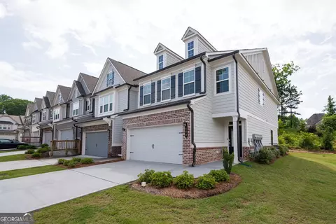 668 Isom Walk, Suwanee, GA 30024