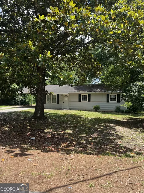 908 Crestwood Ter, Warner Robins, GA 31088