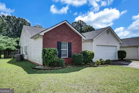 Exterior - 11367 Vinea Ln, Hampton, GA 30228 photo 2 of 5