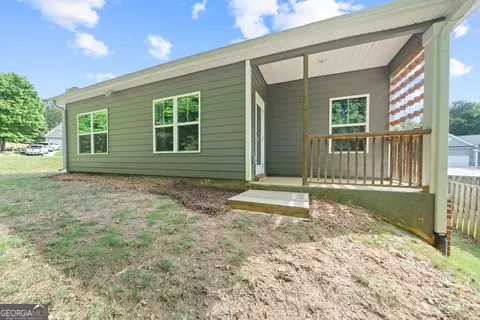 Exterior - 385 Orchard Ln, Covington, GA 30014 photo 6 of 8