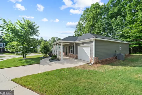 Exterior - 385 Orchard Ln, Covington, GA 30014 photo 8 of 8