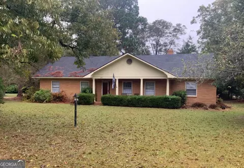 201 Highland Rd, Statesboro, GA 30458