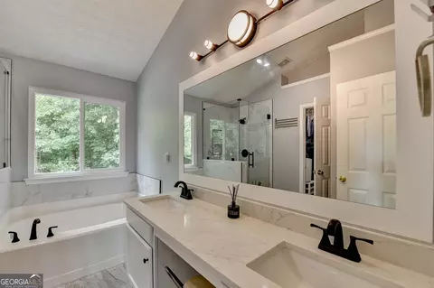 Bath - 3668 Burel Mill Dr, Buford, GA 30519 photo 2 of 8