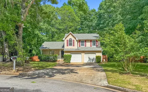11203 Hemlock Rd, Hampton, GA 30228