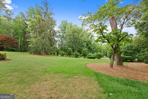 607 E Lake Dr, Gainesville, GA 30506 photo 9
