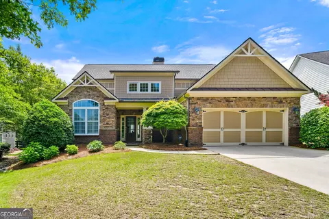 7878 Brass Lantern Dr, Flowery Branch, GA 30542